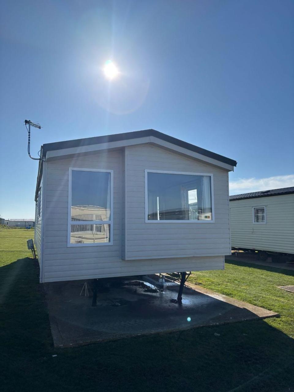Central View Leysdown-on-Sea Exterior photo